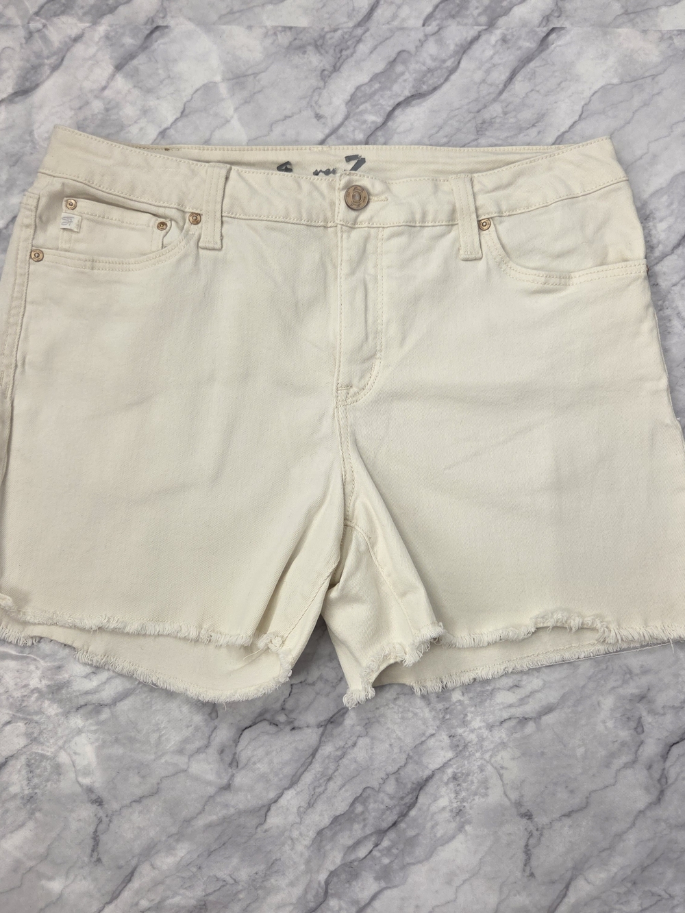 Seven7 Weekend Fray Hem Denim Shorts 12 Cream Coastal Minimalist Casual Summer